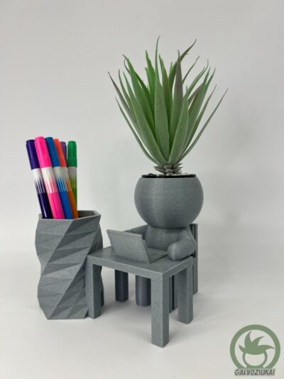 GALVOZIUKAS – Kompiuteristas su pieštukine