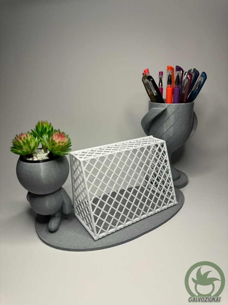 GALVOZIUKAS – Futbolininkas su pieštukine - Image 4