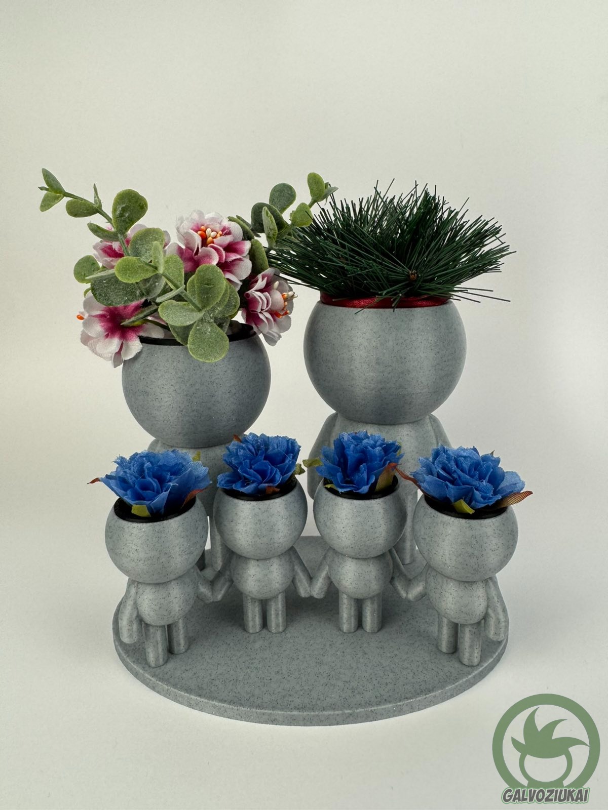 GALVOZIUKAS – Šeima su keturiais vaikais - Image 2