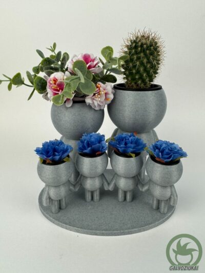 GALVOZIUKAS – Šeima su keturiais vaikais